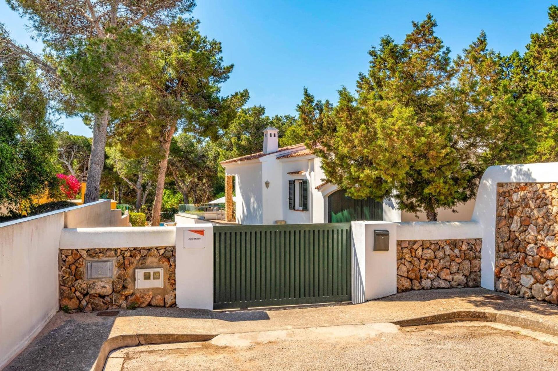 Villa Jose Blanc By Villa Plus Cala Blanca  Exteriör bild